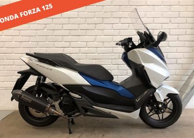 Honda Forza 125  2015 – 21.613 KM – 3.900 €